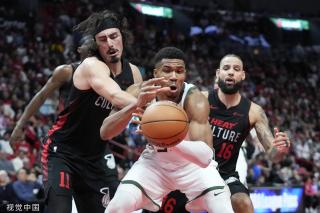 领跑积分榜 领跑积分榜