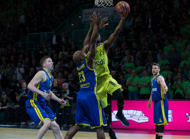 谨慎处理他 谨慎处理他